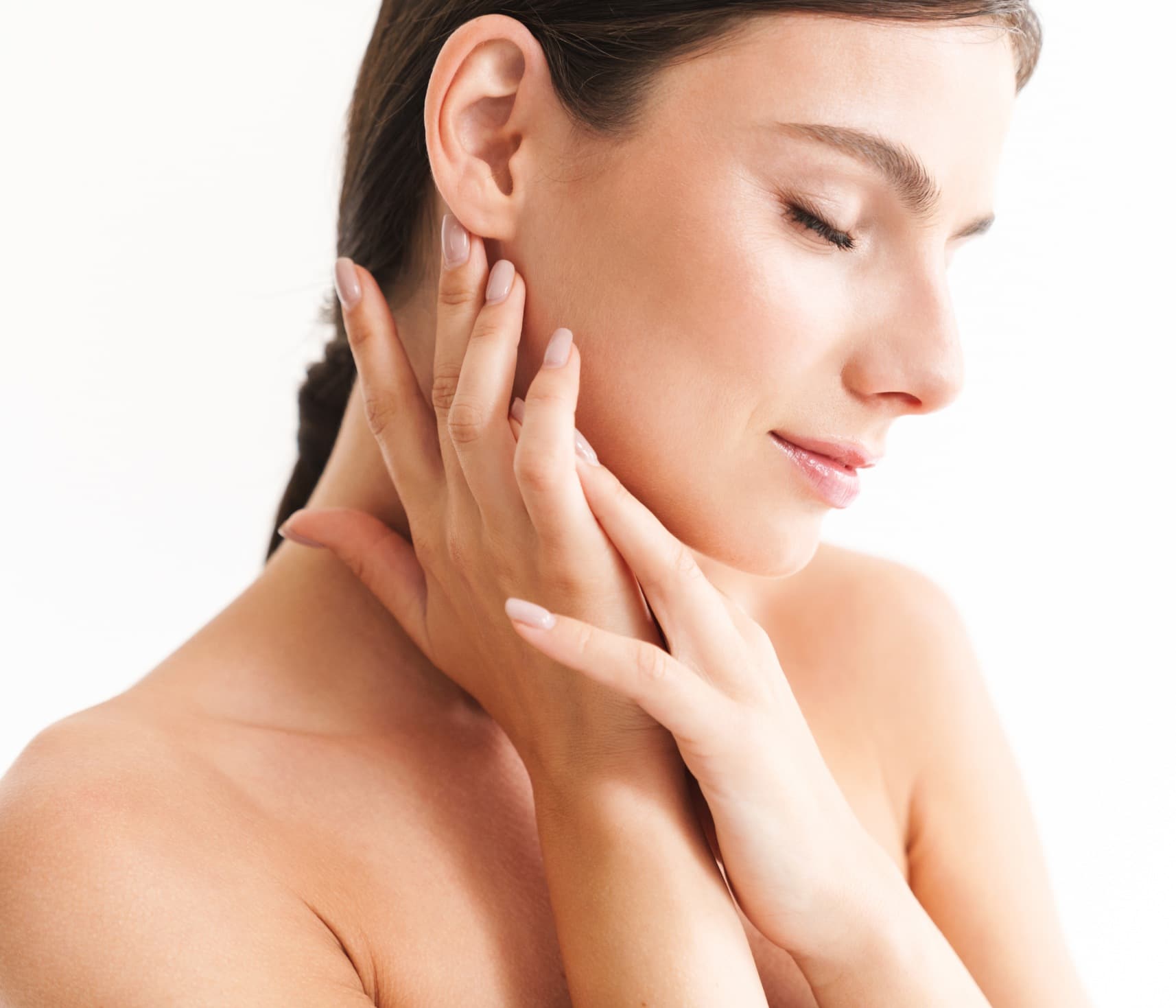 Corriger les oreilles décollées : chirurgie des oreilles ou otoplastie à Genève
