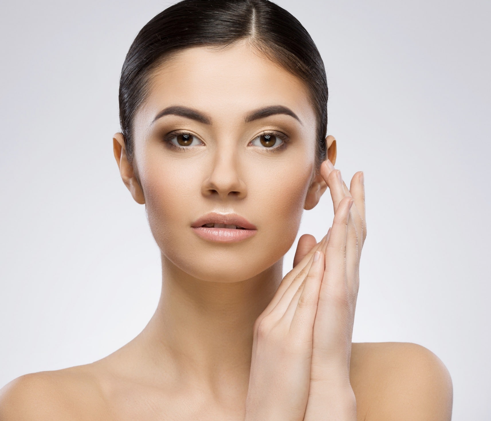 Combler les rides grâce à la toxine botulique | Genève | Face Clinic
